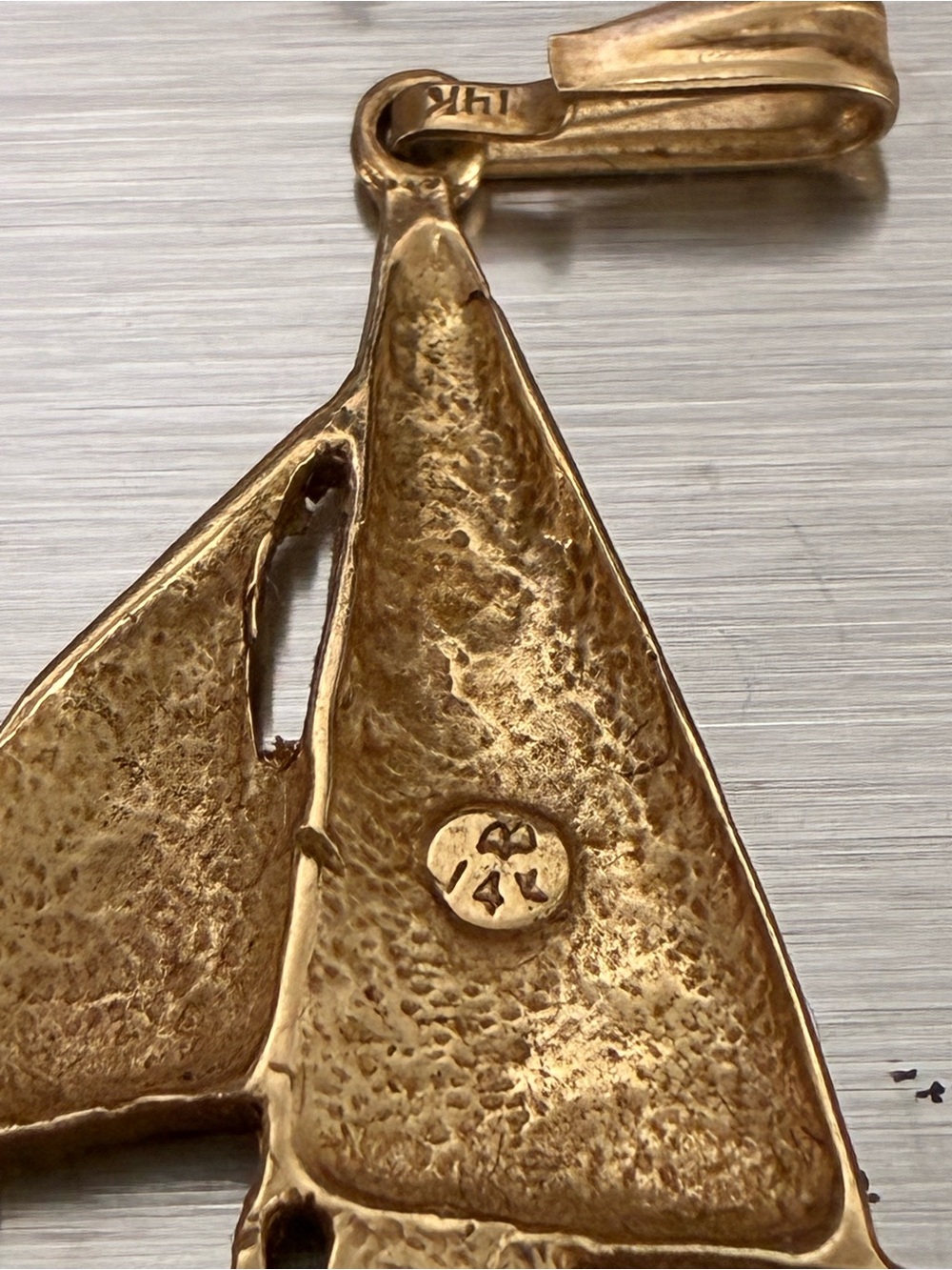 Vtg 14k Gold Sailboat Pendant Charm - Picture 2 of 3